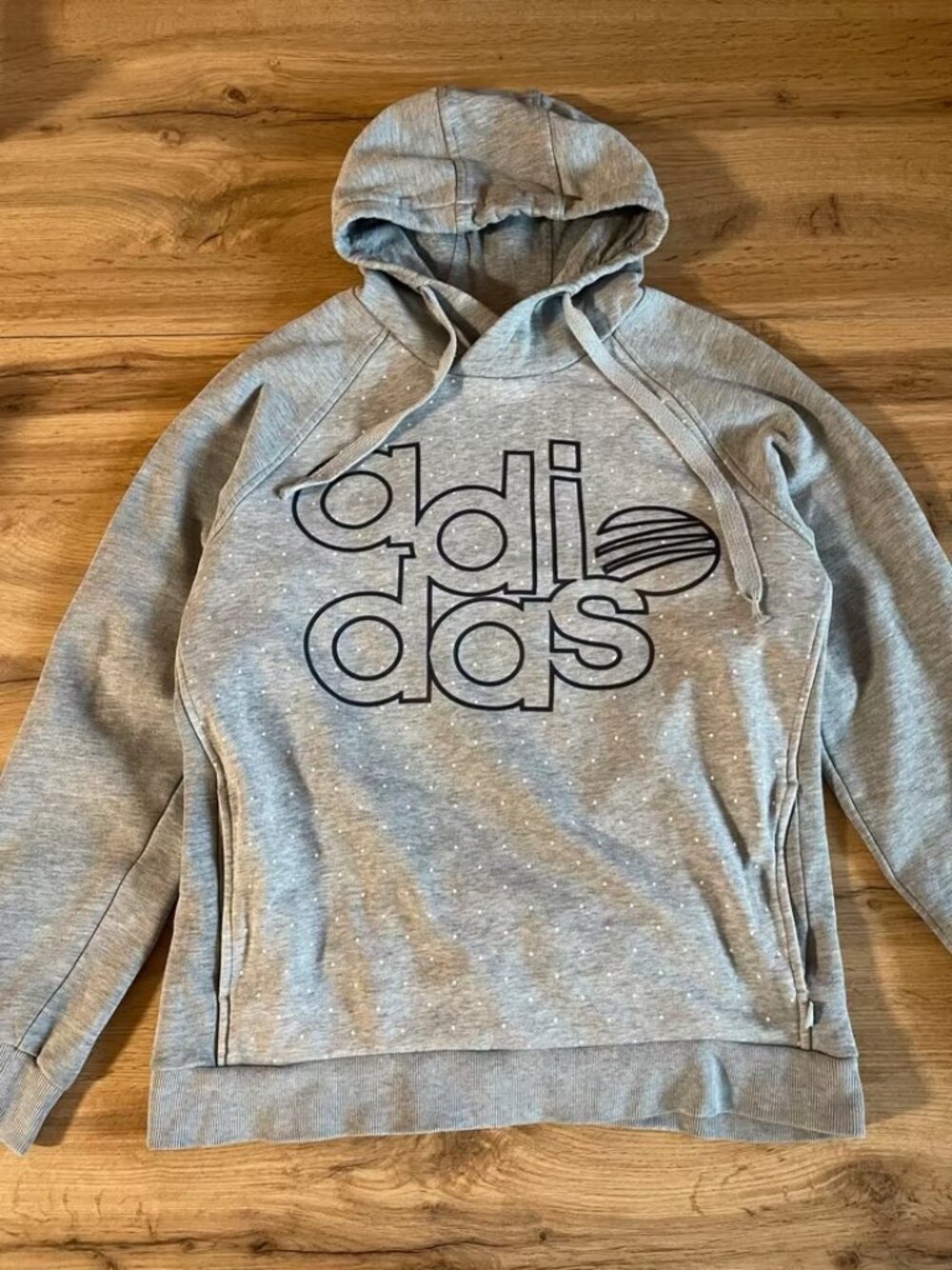Adidas Women's Grey Logo Pullover Hoodie — Size M, Excellent Condition